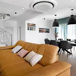 Holiday home In With Wifi