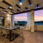 Holiday home In With Wifi *