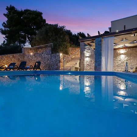 בית נופש Pet Friendly In *