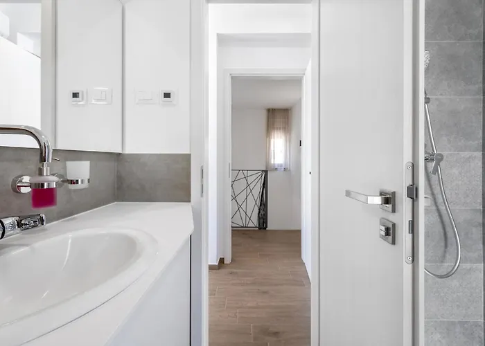 Vikendica In With Wifi Zaboric