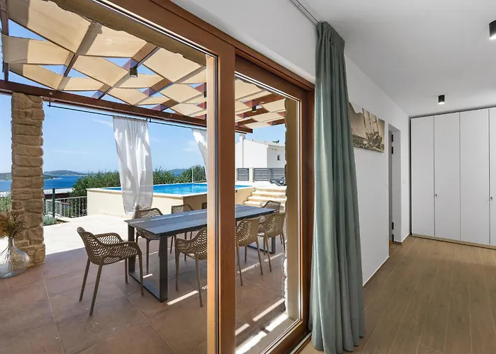 Vikendica In With Wifi *