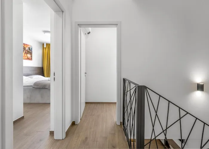 Vikendica In With Wifi Zaboric